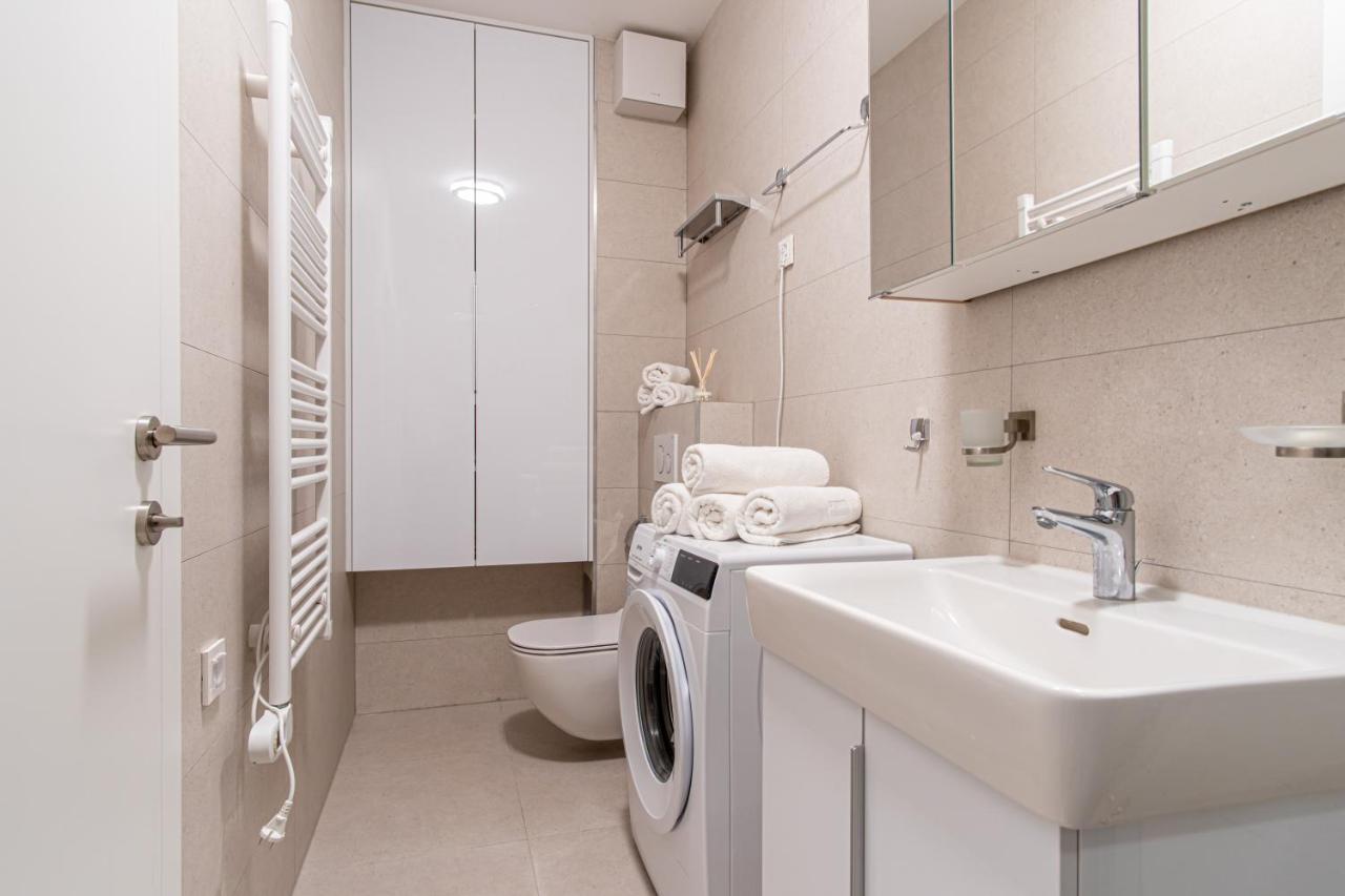 Ledeno More Luxury Apartments スプリト エクステリア 写真