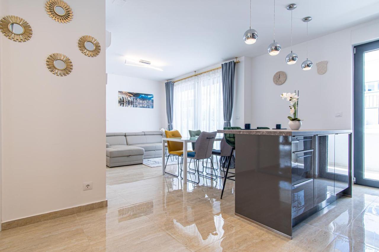 Ledeno More Luxury Apartments スプリト エクステリア 写真