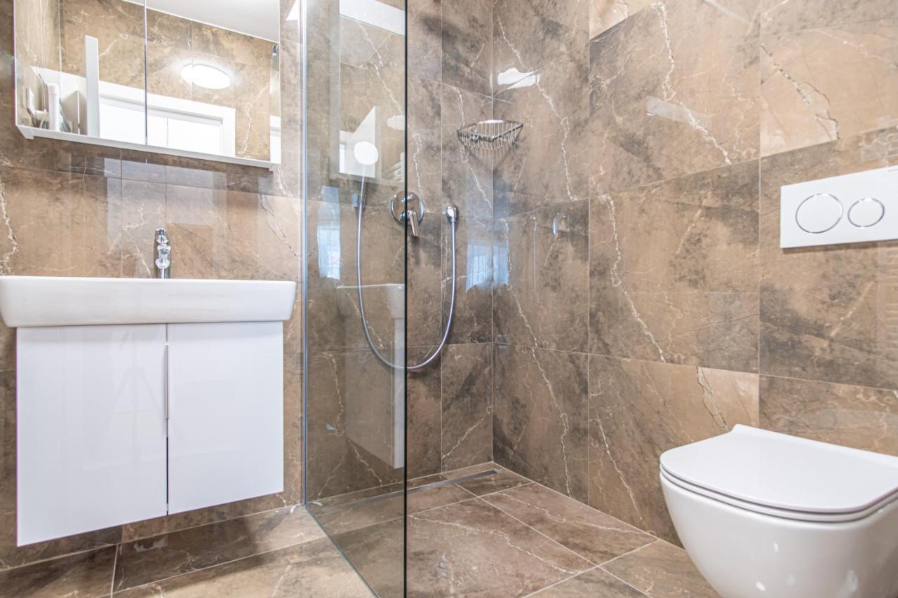 Ledeno More Luxury Apartments スプリト エクステリア 写真