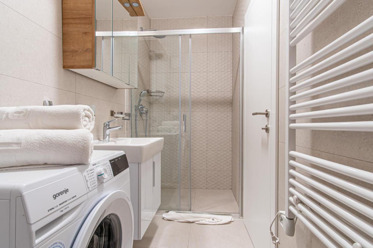Ledeno More Luxury Apartments スプリト エクステリア 写真