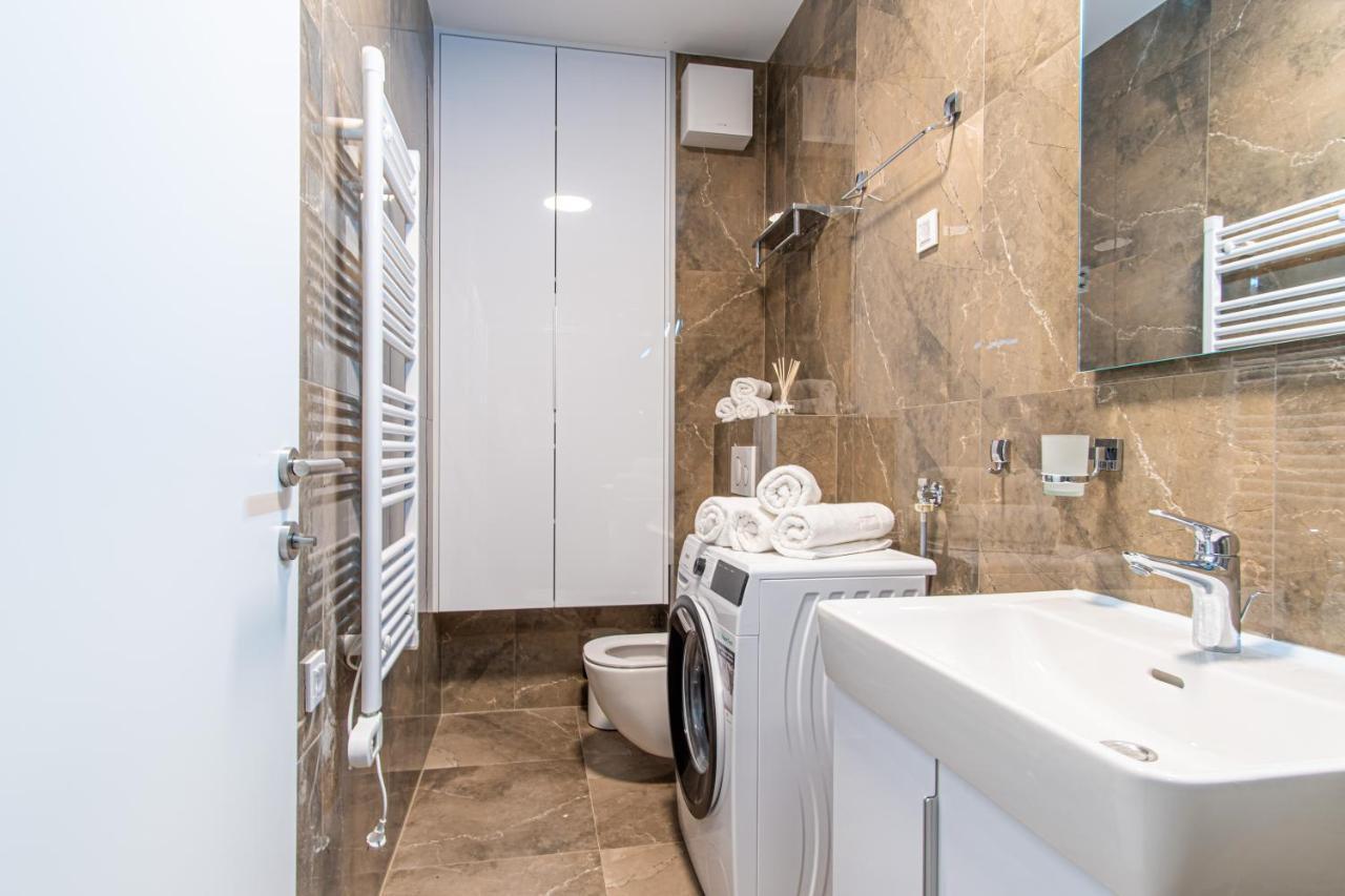 Ledeno More Luxury Apartments スプリト エクステリア 写真