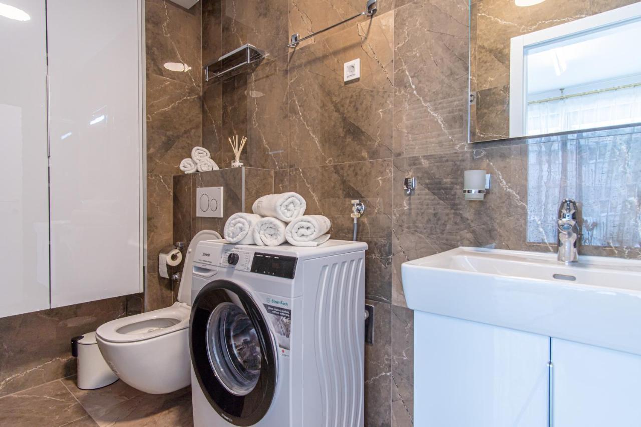 Ledeno More Luxury Apartments スプリト エクステリア 写真