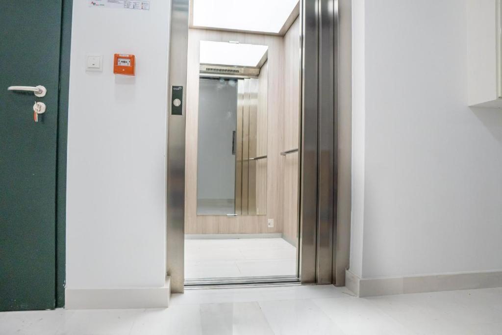 Ledeno More Luxury Apartments スプリト エクステリア 写真