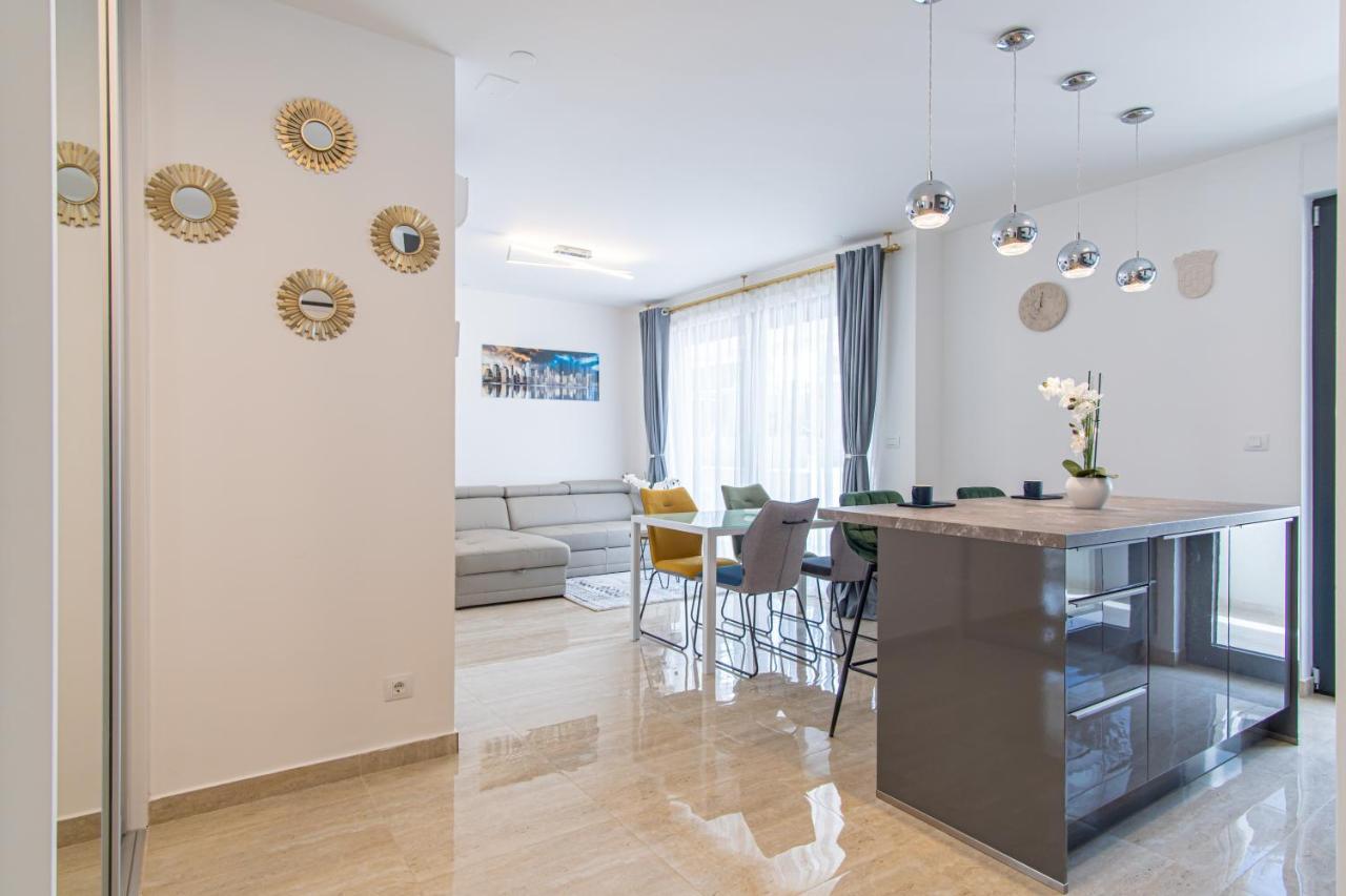 Ledeno More Luxury Apartments スプリト エクステリア 写真